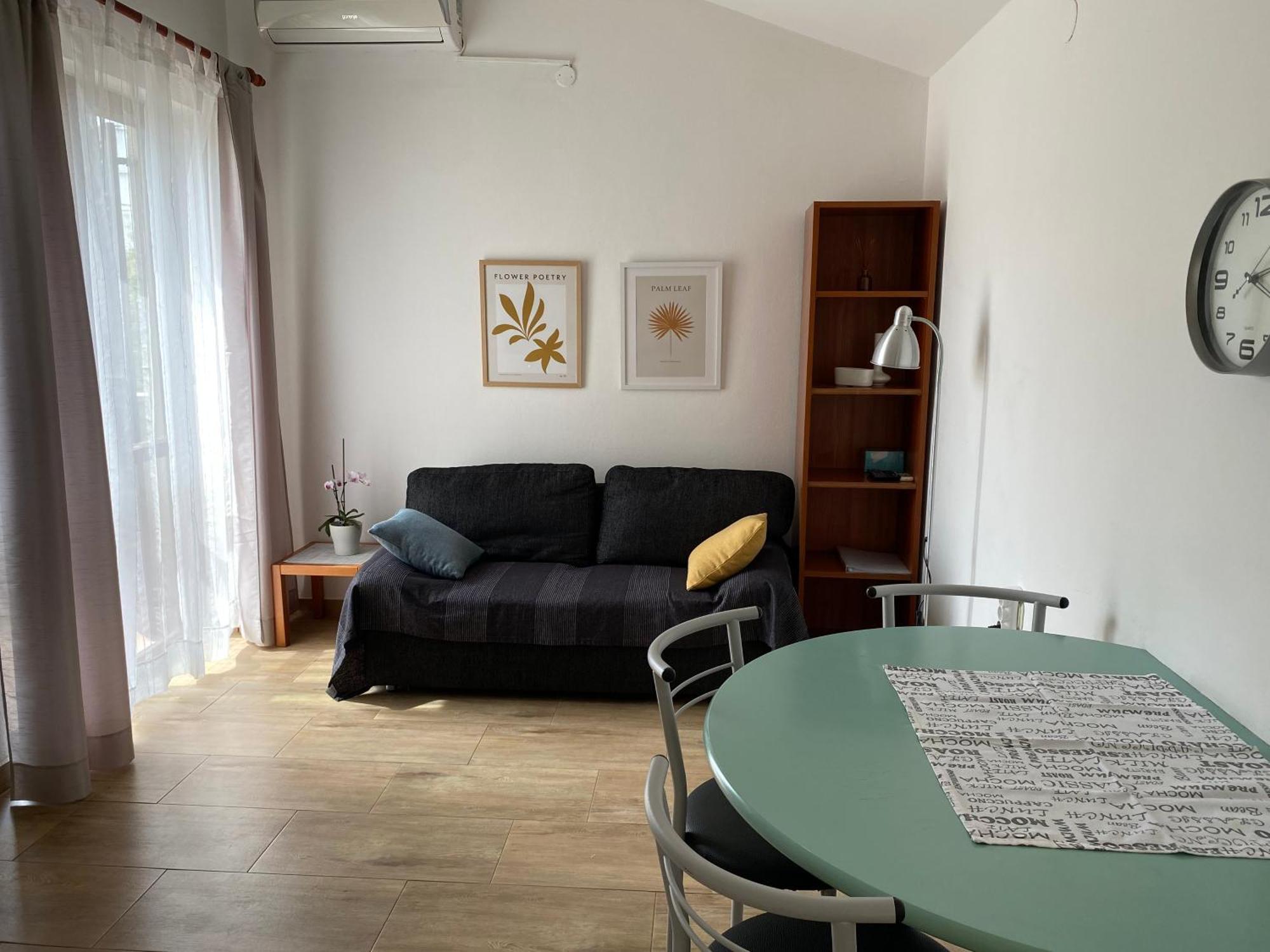 Apartments Tena With Private Parking Póla Kültér fotó