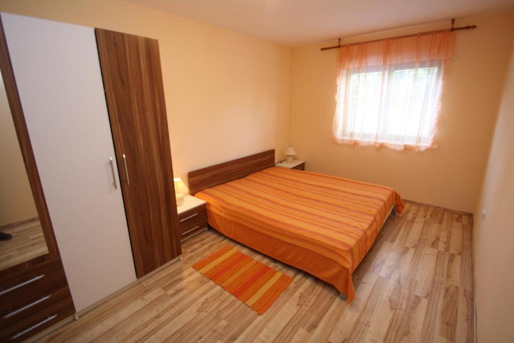 Apartments Tena With Private Parking Póla Szoba fotó